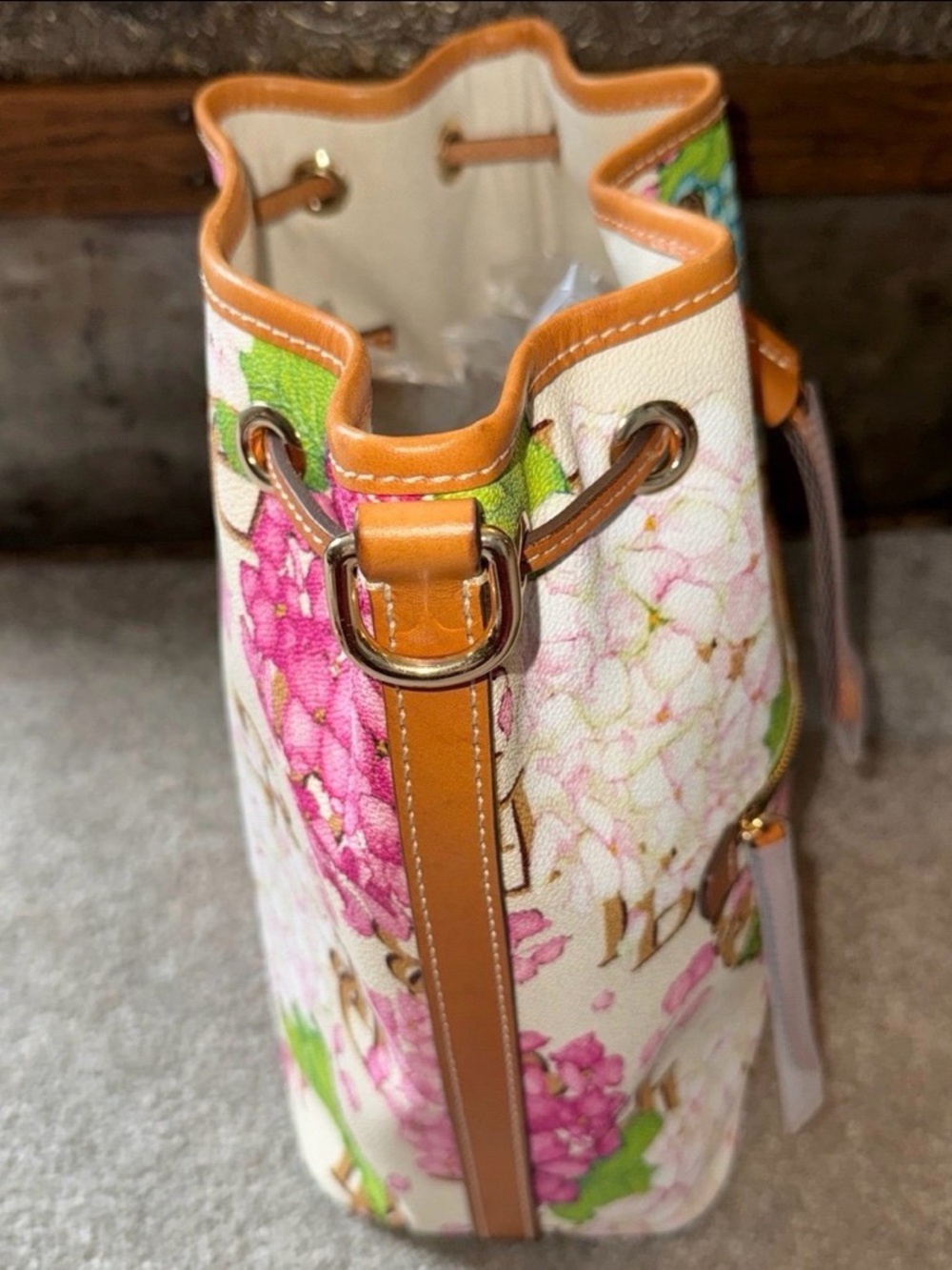 Dooney & Bourke Hydrangea Drawstring Hobo Bag in coated cotton - Picture 3 of 12